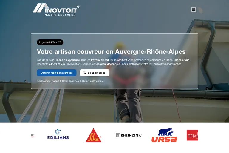 Page d'accueil du site d'Inovtoit, couvreur accompagné en référencement local par Gentleview