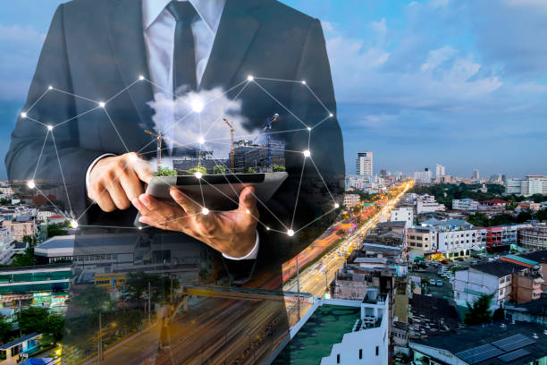 Quelle importance le choix de la plateforme de création de site internet a-t-il pour une agence immobilière à Lyon ?