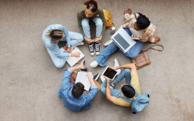 Pourquoi devriez-vous envisager d&rsquo;intégrer un blog sur votre site internet pour partager des informations juridiques utiles?