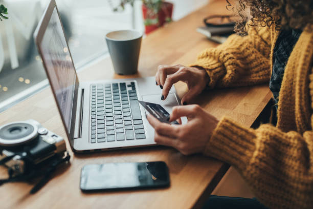 Quelles stratégies spécifiques au 1er arrondissement de Lyon une Agence Web Lyon peut-elle proposer ?