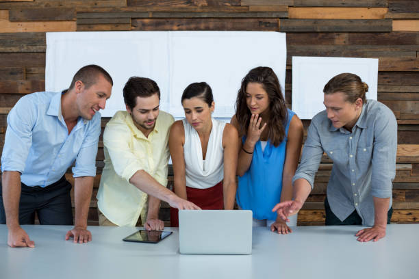 Agence Web Lyon : Quels avantages offre la personnalisation de thème web pour votre entreprise ?