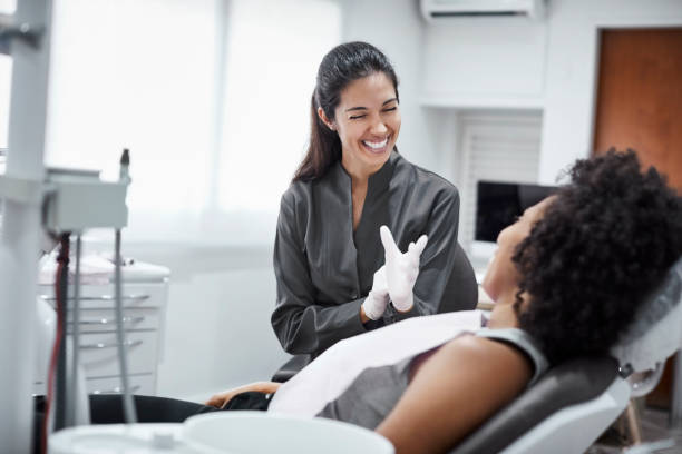 Comment l’Agence digitale dentiste Lyon Intègre les Témoignages de Patients pour Renforcer la Réputation en Ligne des Dentistes à Lyon