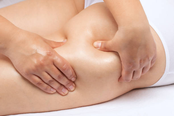 Avez-vous des conseils pour maintenir les effets des massages entre les séances pour les joueurs de tennis ?