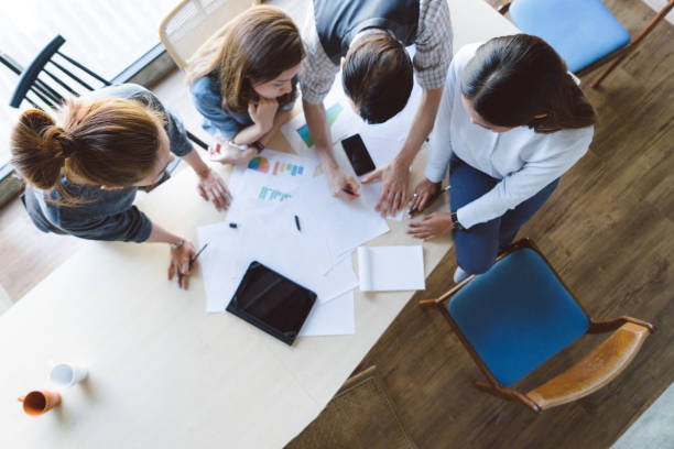 Agence Web Lyon : Comment le développement personnalisé peut-il répondre à vos besoins spécifiques ?