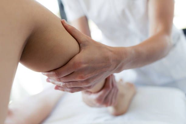 Découverte des Techniques de Massage Proposées par les Masseurs en Ligne Services web masseur à Lyon