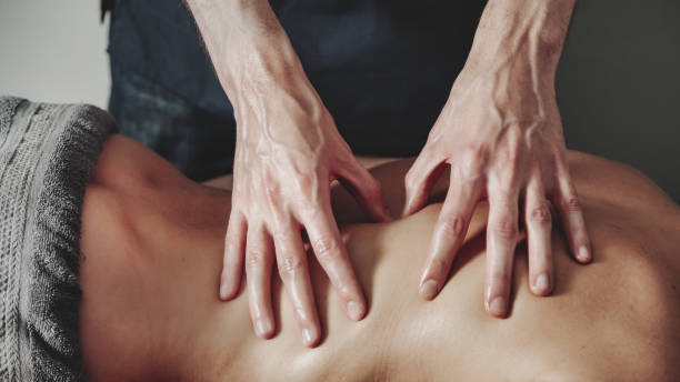 Quelle est la durée typique d’une séance de massage pour les joueurs de tennis selon Services web masseurs lyon?