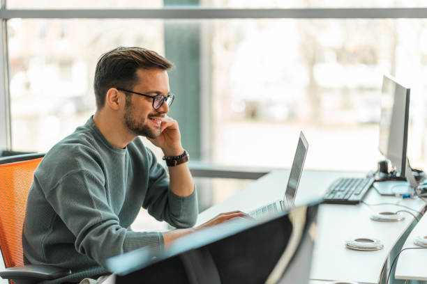 Comment l’agence web Lyon Gentlview aide-t-elle les entreprises de Lyon à identifier les opportunités de référencement sur le marché local?