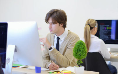 Comment une agence web aux Haies crée-t-elle des newsletters personnalisées pour ses clients ?