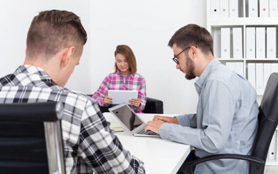 Quels sont les avantages de la création de tutoriels en ligne par une agence web à Chiroubles pour votre public cible ?