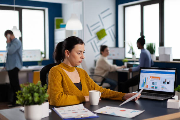 istockphoto-1853127261-612x612 En tant qu'agence web Lentilly expérimentée, nous comprenons l'importance d'une présence