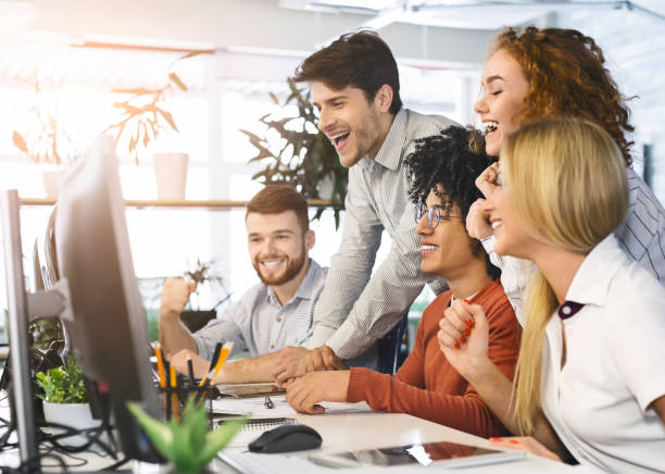 Une navigation claire est la base d’une bonne expérience utilisateur. Pour un E-commerce Paris, les visiteurs doivent trouver un produit en quelques clics seulement. Un menu bien structuré,