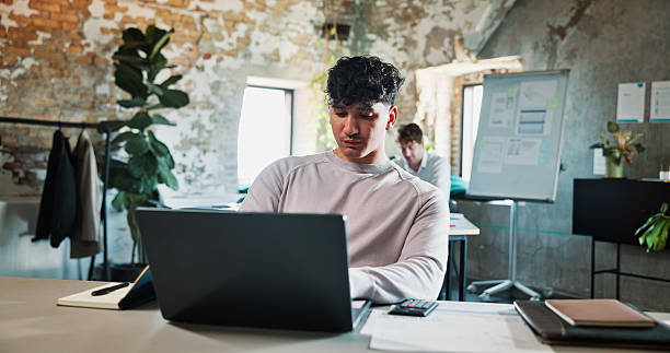 La première technique pour renforcer l’attractivité de vos espaces professionnels est de proposer des images haute définition. Une visite virtuelle Paris repose sur la qualité visuelle