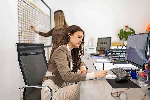 Vidéo Marque Employeur Paris : Comment diffuser une vidéo puissante sur 6 canaux efficacement ?