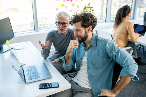 Aujourd’hui, chaque entreprise possède des objectifs, une audience et un positionnement unique. C’est précisément pour cette raison qu’une Agence Réseaux Sociaux Paris privilégie une approche personnalisée