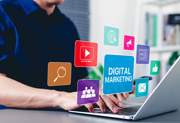 Avant de lancer vos Campagnes Google Ads Paris, il est essentiel de définir des objectifs précis. En effet, sans but clair, il devient difficile d’évaluer le retour sur investissement. Ces objectifs peuvent inclure