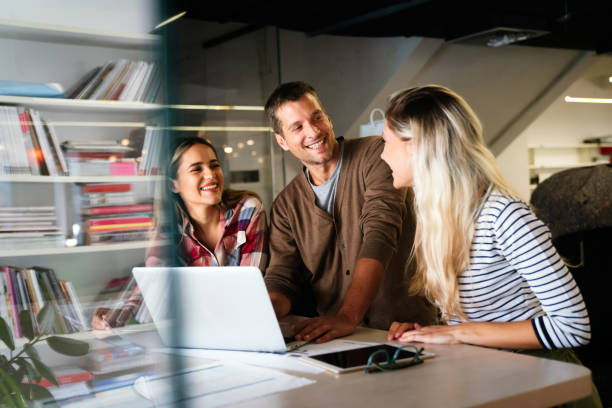 Publicité LinkedIn Lyon: Quelles sont les 7 actions efficaces pour réussir une publicité LinkedIn rentable à Lyon ?