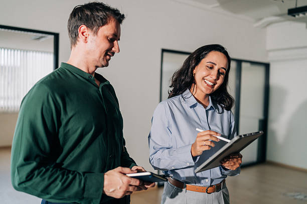 Plateforme web Lyon SaaS ou institutionnelle : quelles 2 différences vraiment efficaces ?