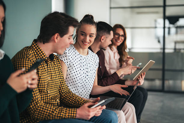 engagement réseaux sociaux Paris